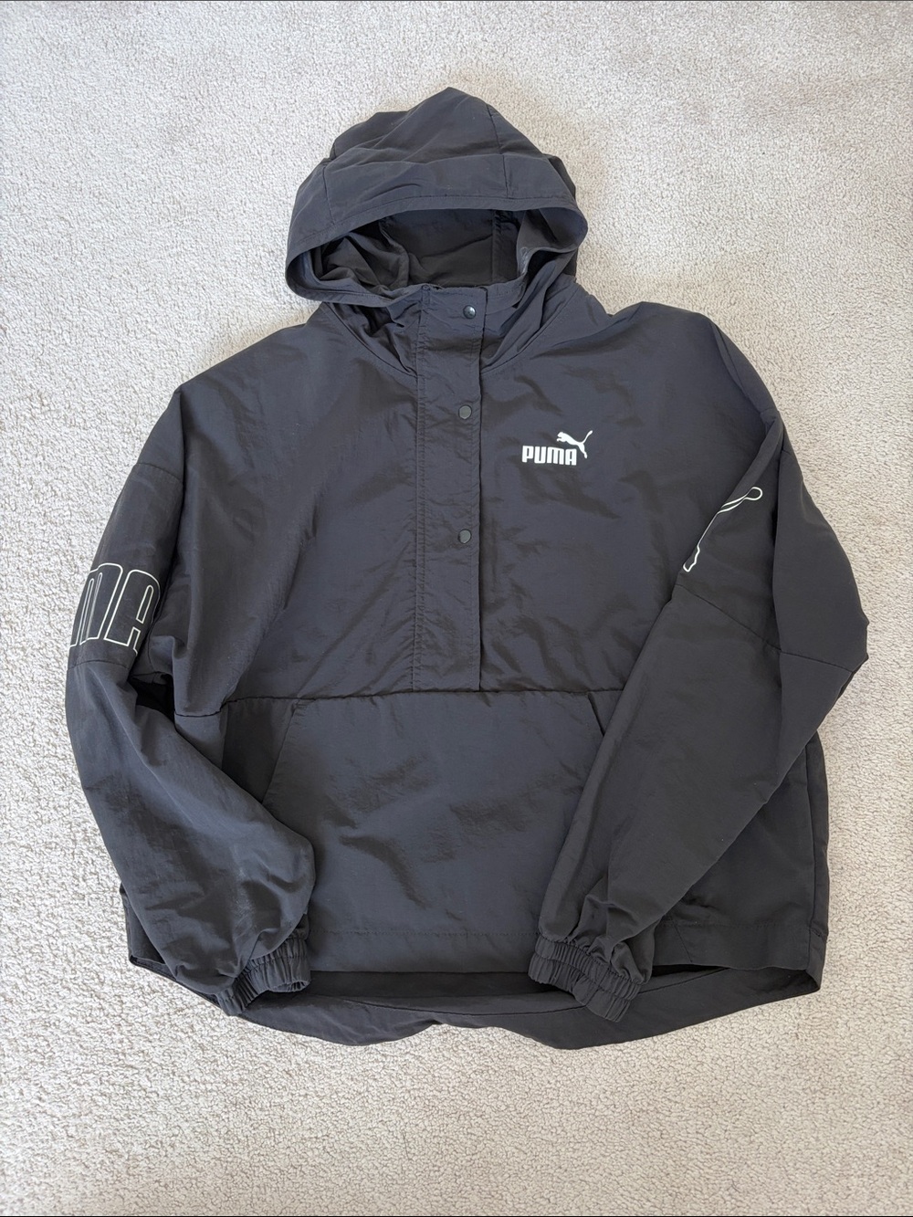 Puma W Black Hooded Windbreaker